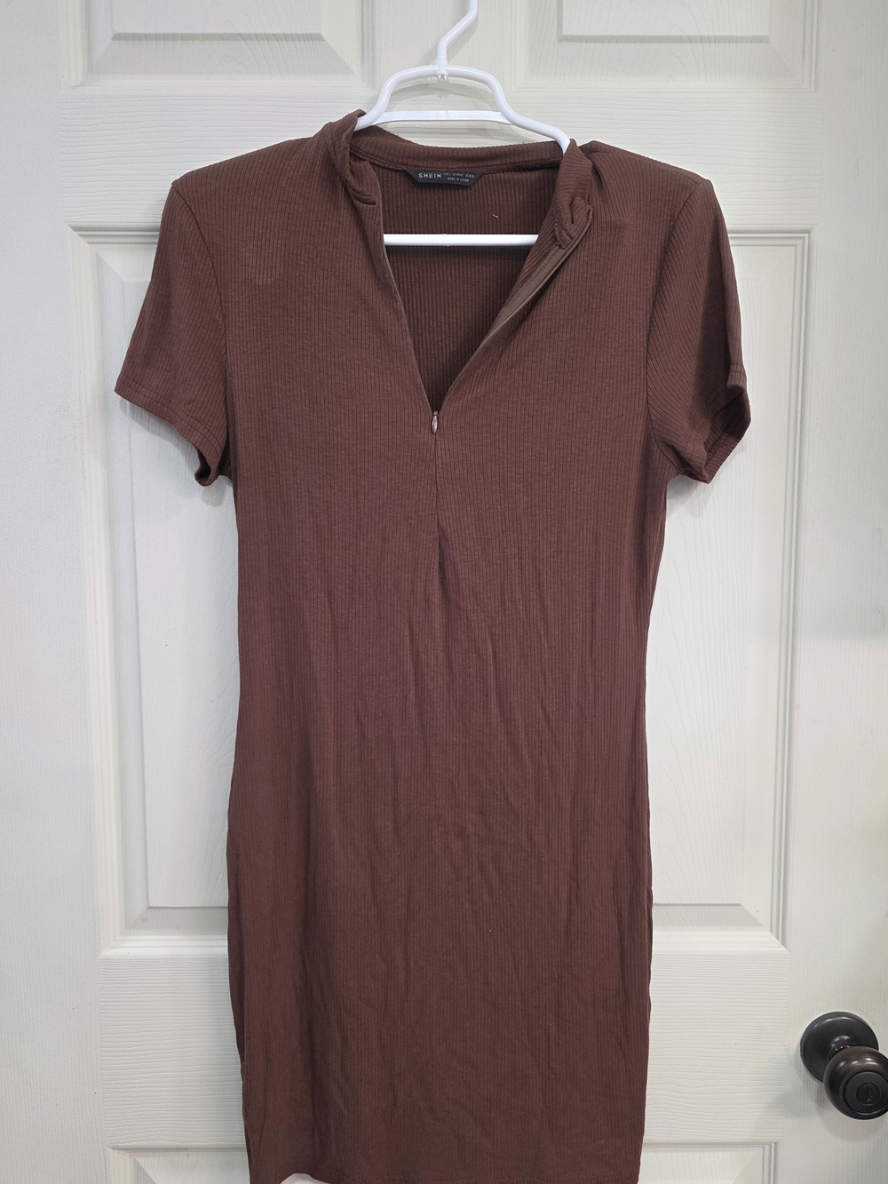 SHEIN Brown Ribbed Short Sleeve Zip-Neck Mini Dress